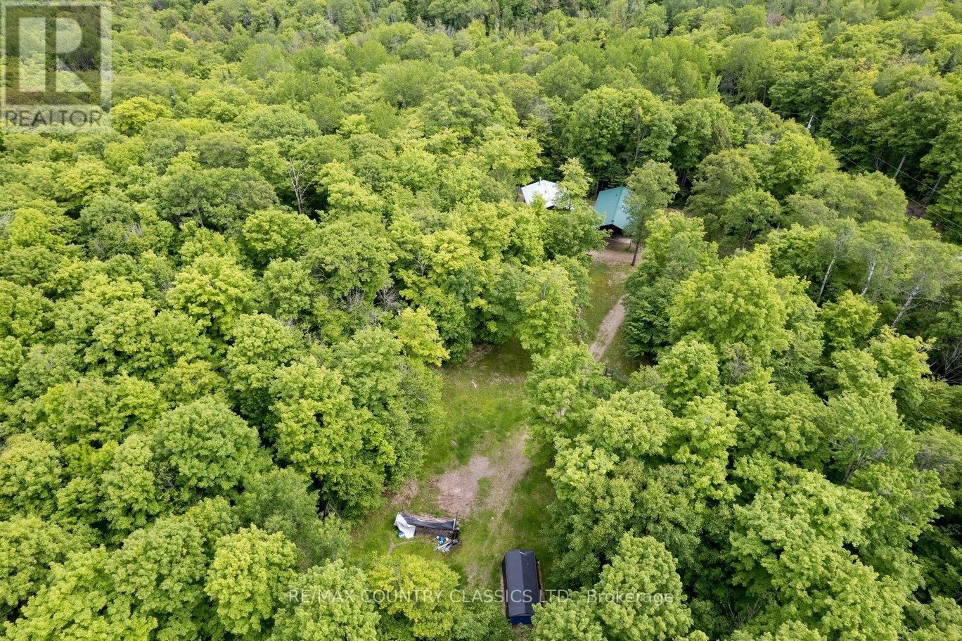 182 CENTREVIEW ROAD Image 27