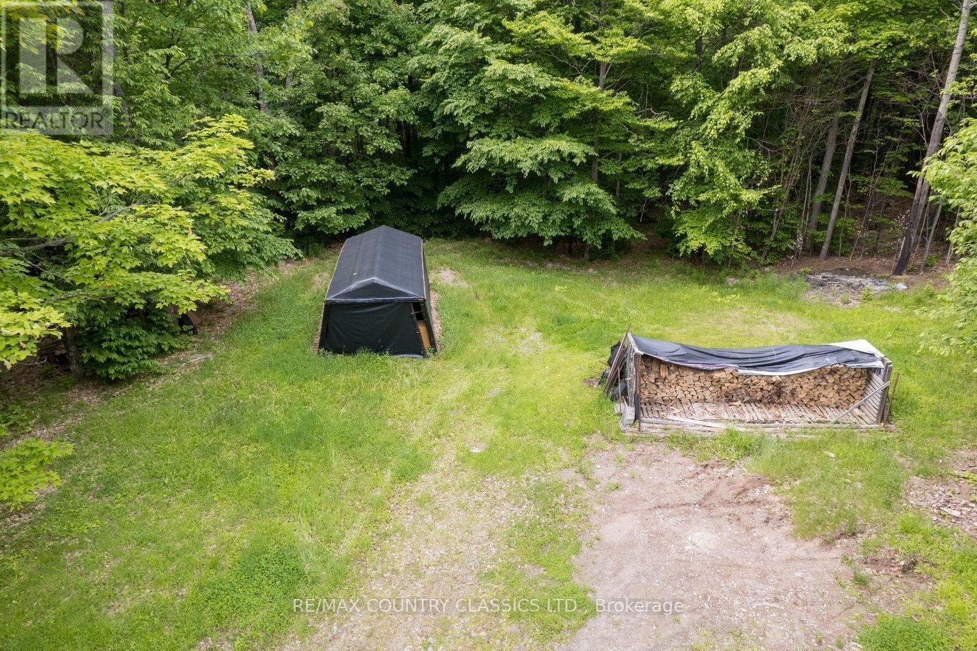 182 CENTREVIEW ROAD Image 33
