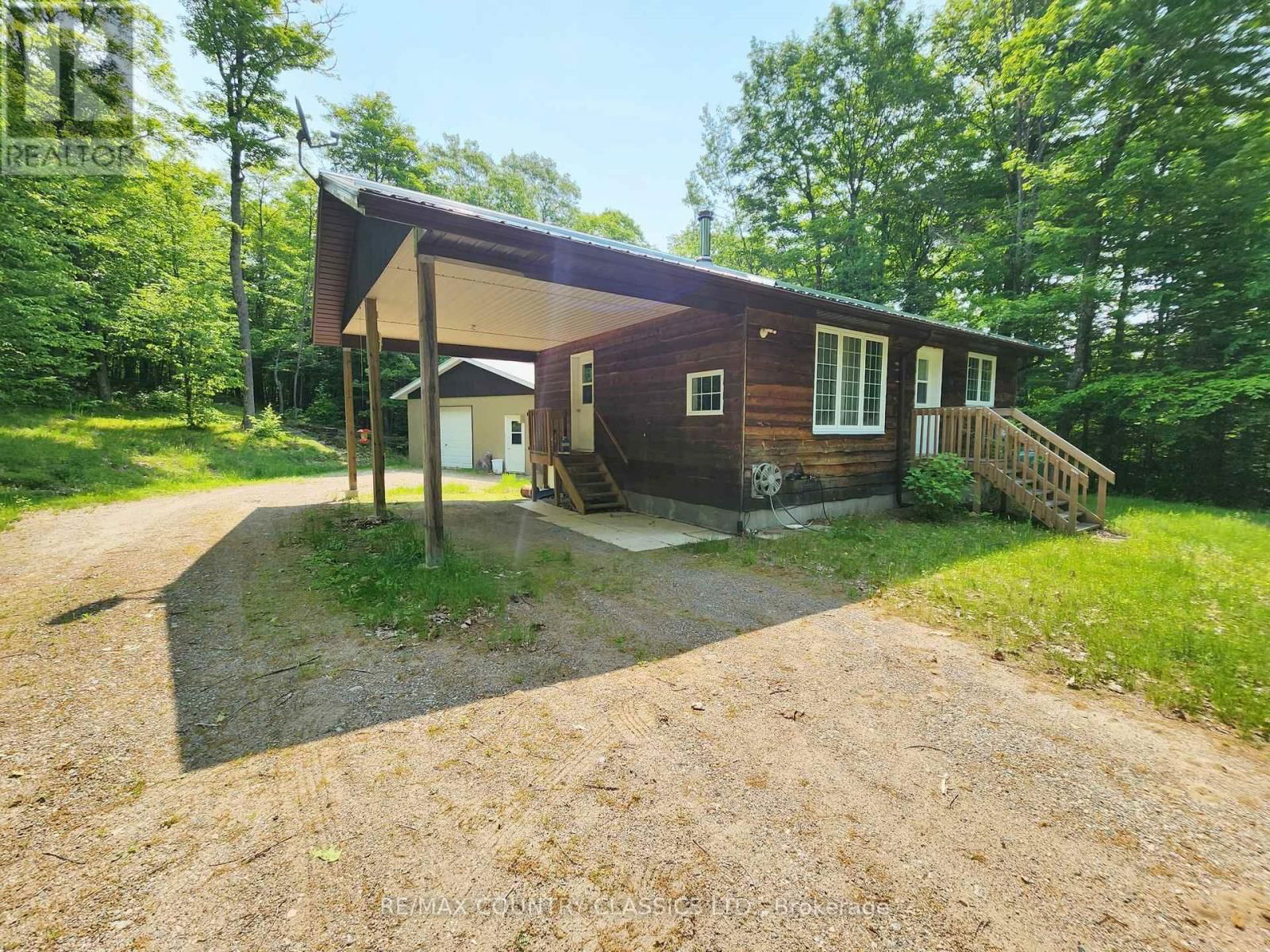 182 CENTREVIEW ROAD Image 7