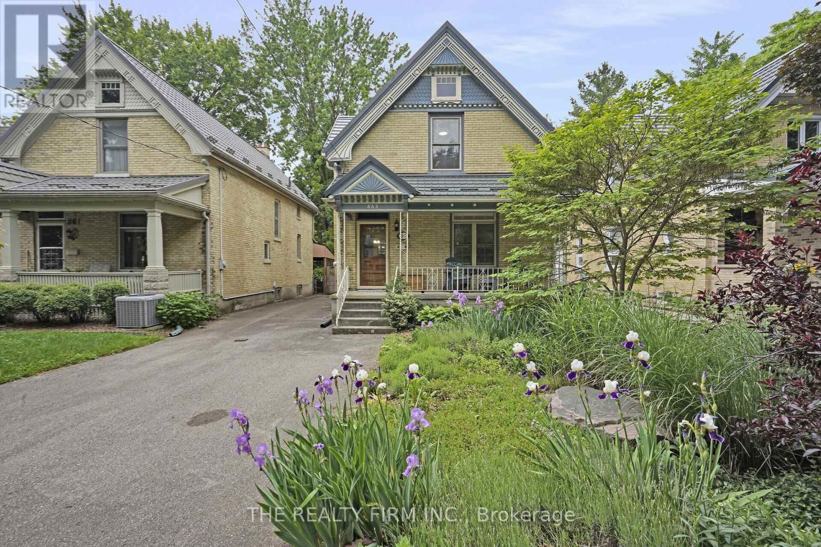 863 MAITLAND STREET Image 1
