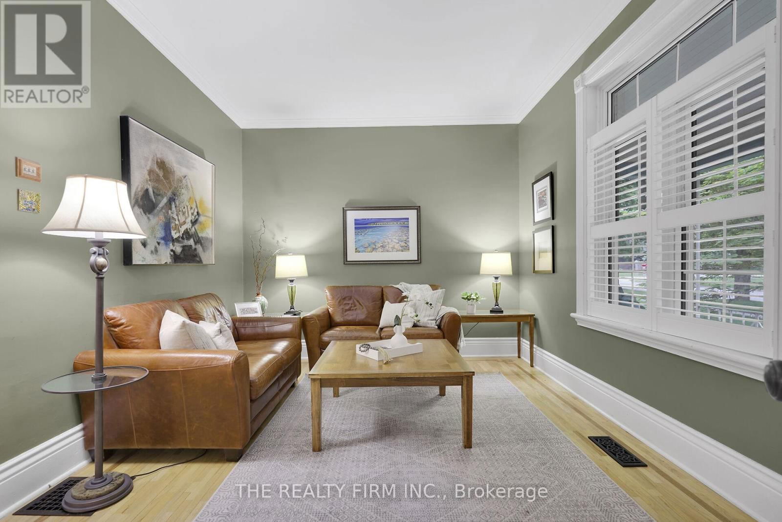 863 MAITLAND STREET Image 10