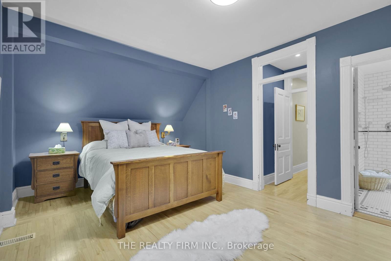 863 MAITLAND STREET Image 22