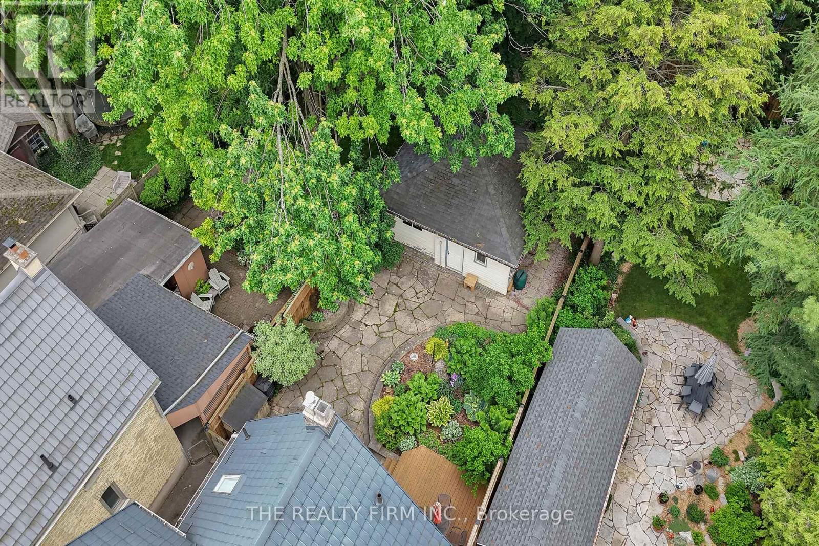 863 MAITLAND STREET Image 49