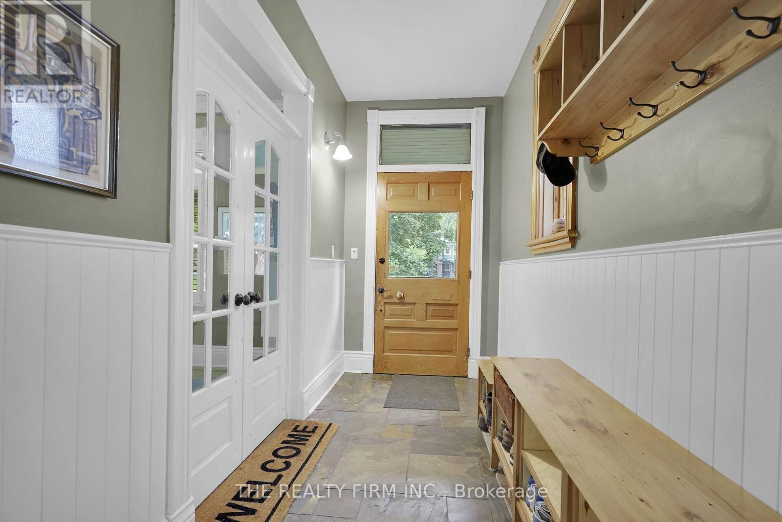 863 MAITLAND STREET Image 6