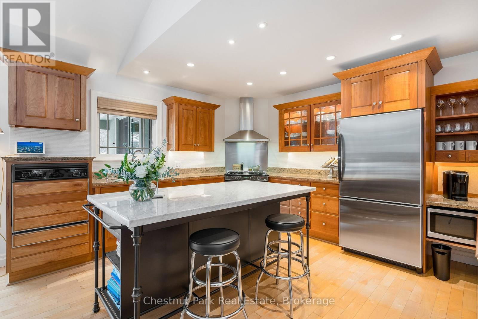 135 AUGUSTA CRESCENT Image 18