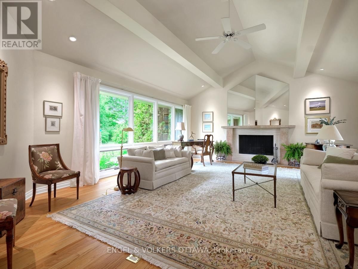 170 SANDRIDGE ROAD Image 11
