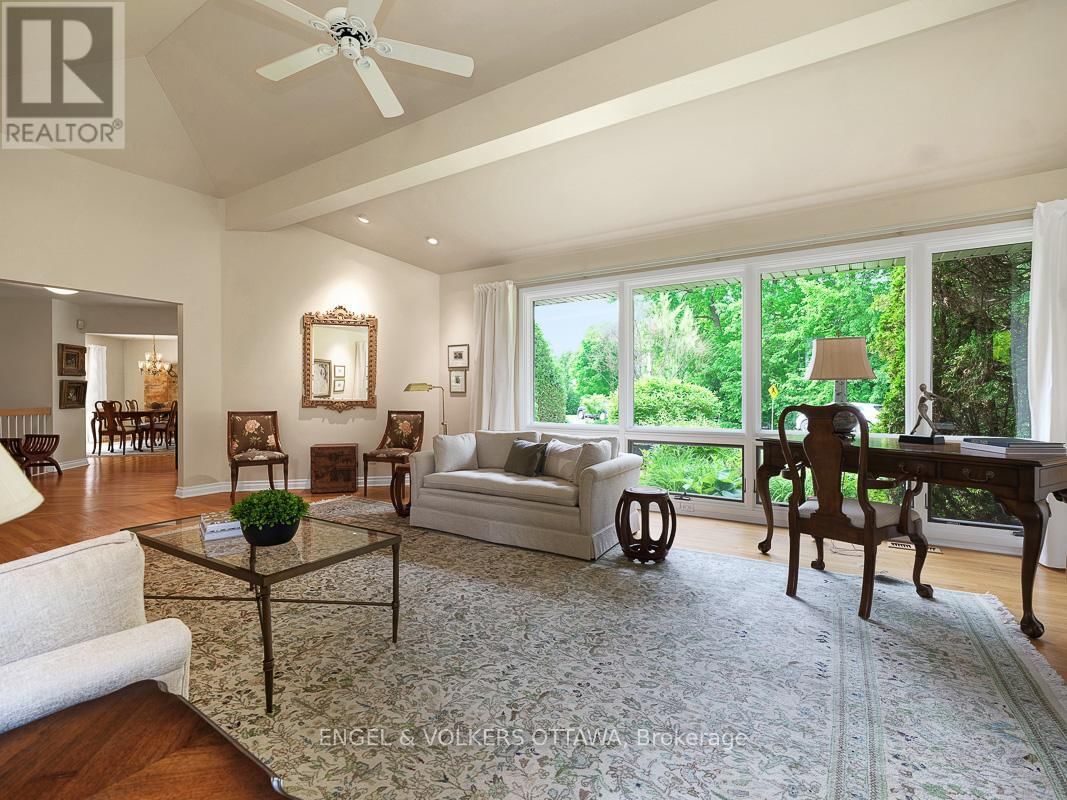 170 SANDRIDGE ROAD Image 12