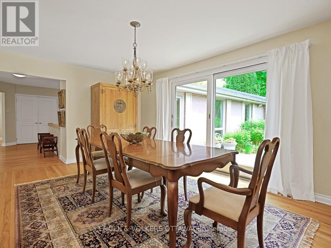 170 SANDRIDGE ROAD Image 15