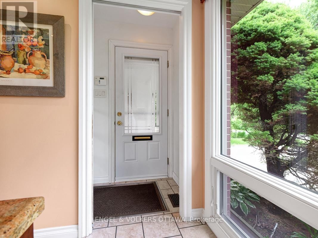 170 SANDRIDGE ROAD Image 22