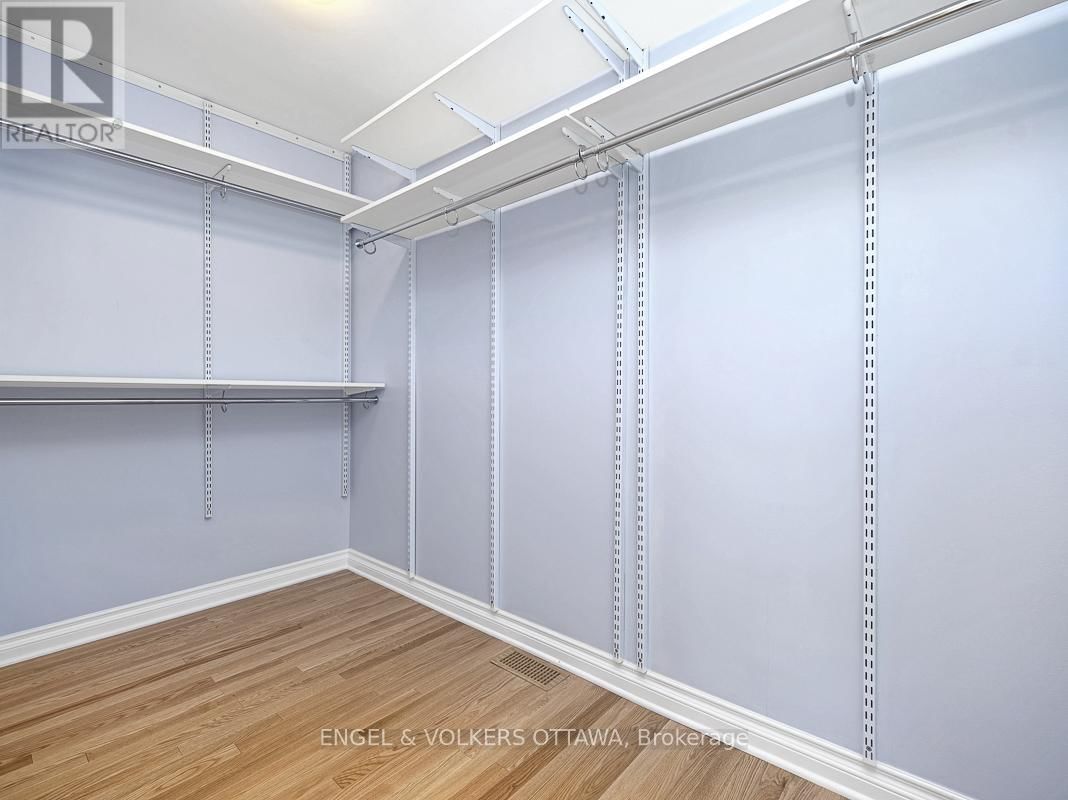 170 SANDRIDGE ROAD Image 26