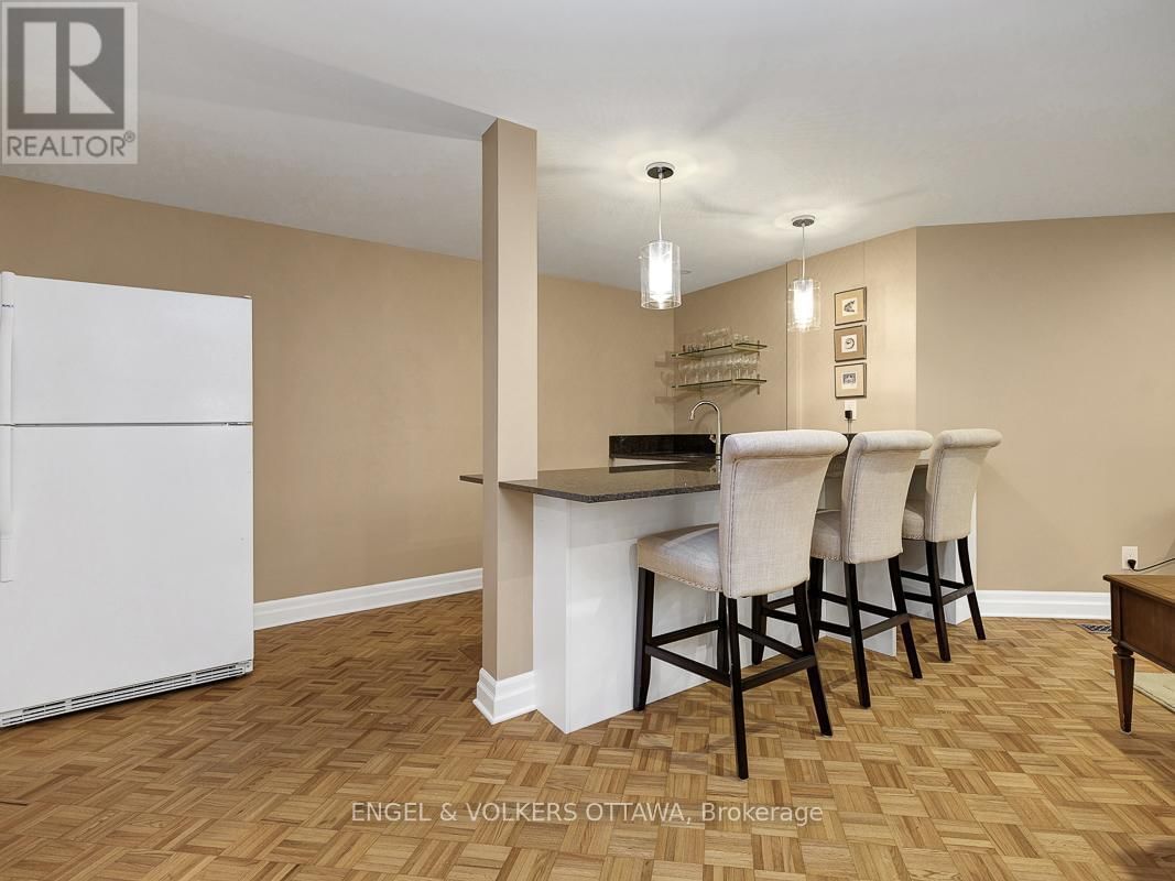 170 SANDRIDGE ROAD Image 37