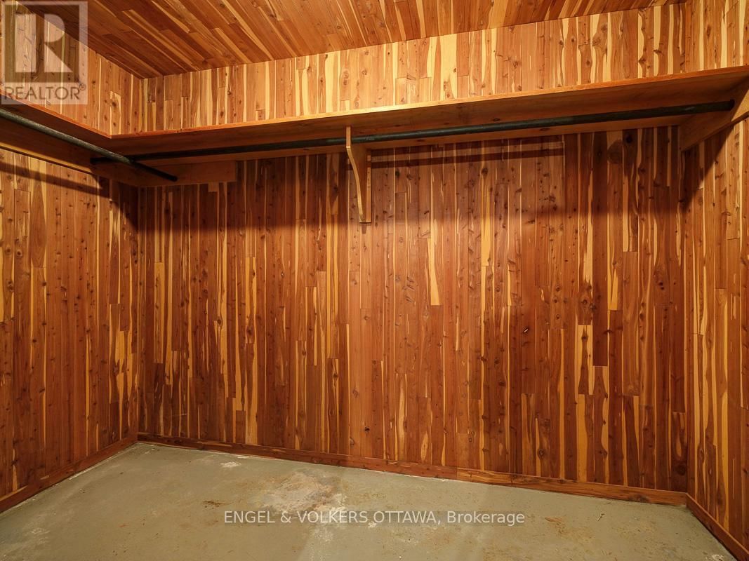 170 SANDRIDGE ROAD Image 42