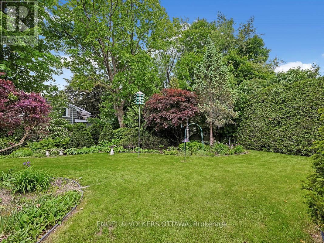 170 SANDRIDGE ROAD Image 43