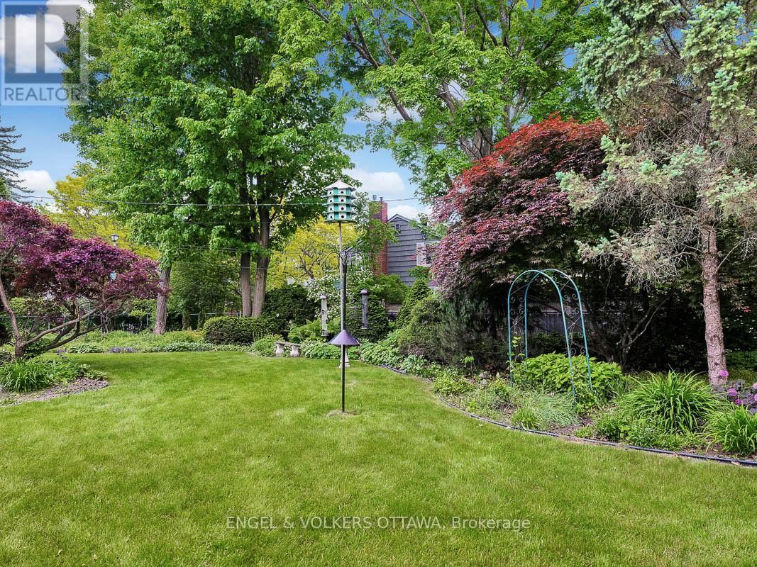170 SANDRIDGE ROAD Image 44