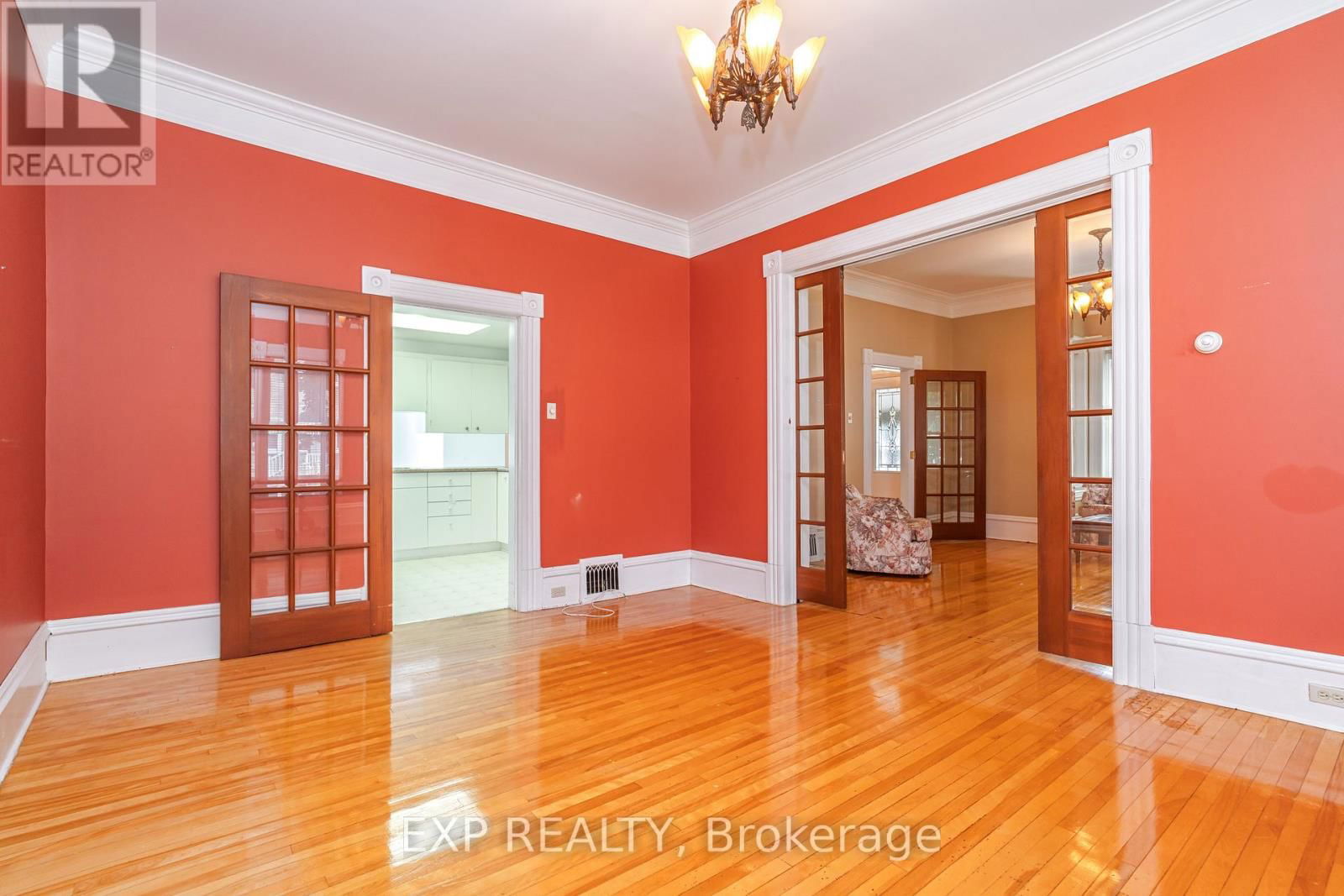 53 ELMSLEY STREET NORTH Image 13