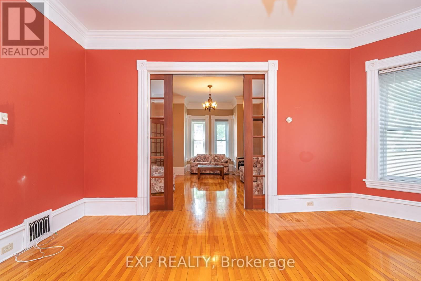 53 ELMSLEY STREET NORTH Image 14