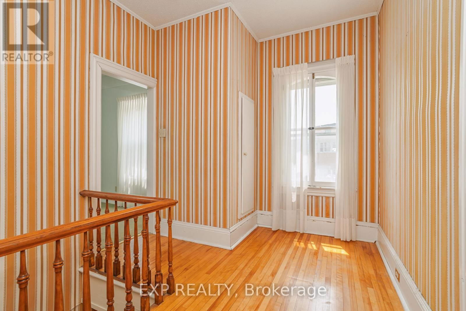 53 ELMSLEY STREET NORTH Image 35