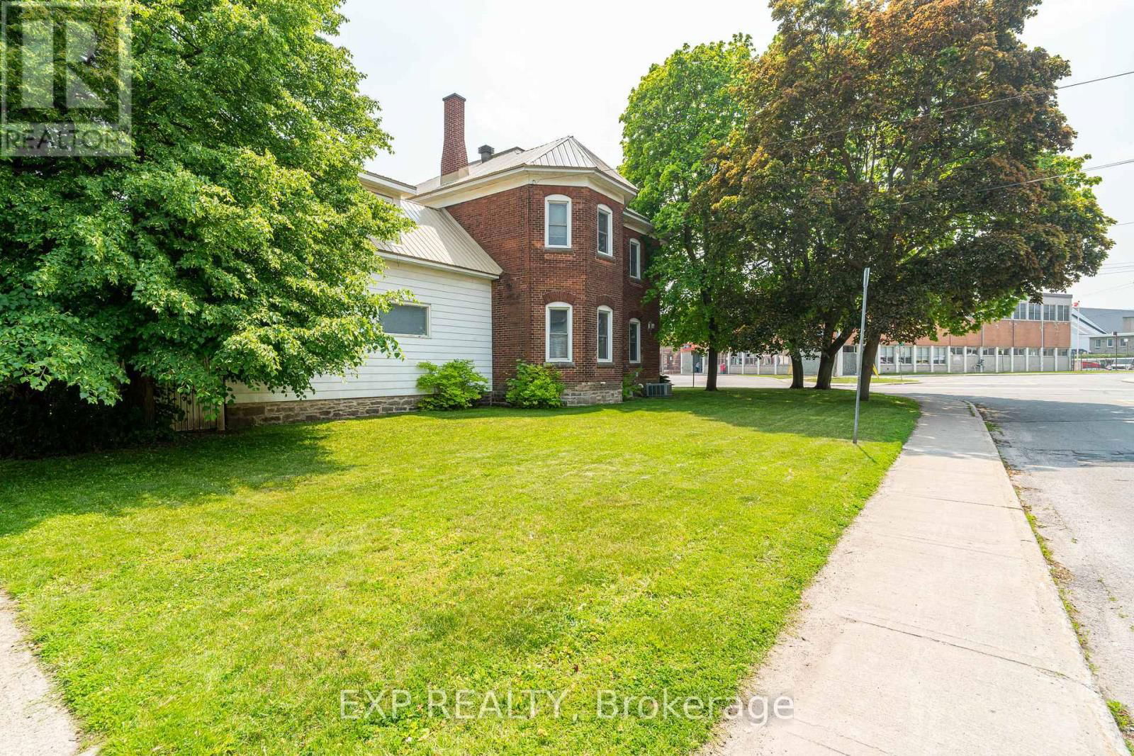 53 ELMSLEY STREET NORTH Image 47