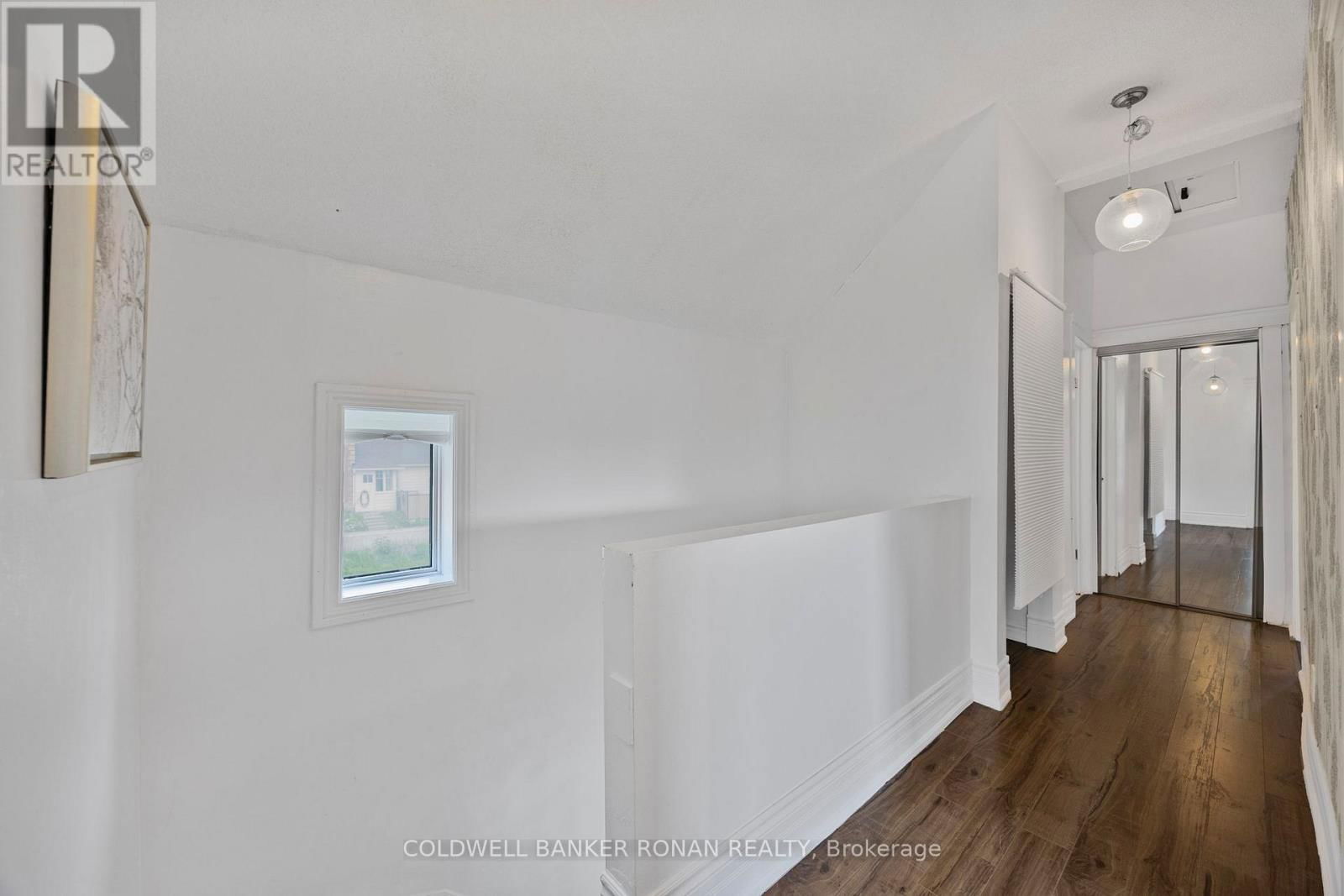 215 FIRST AVENUE WEST Image 19