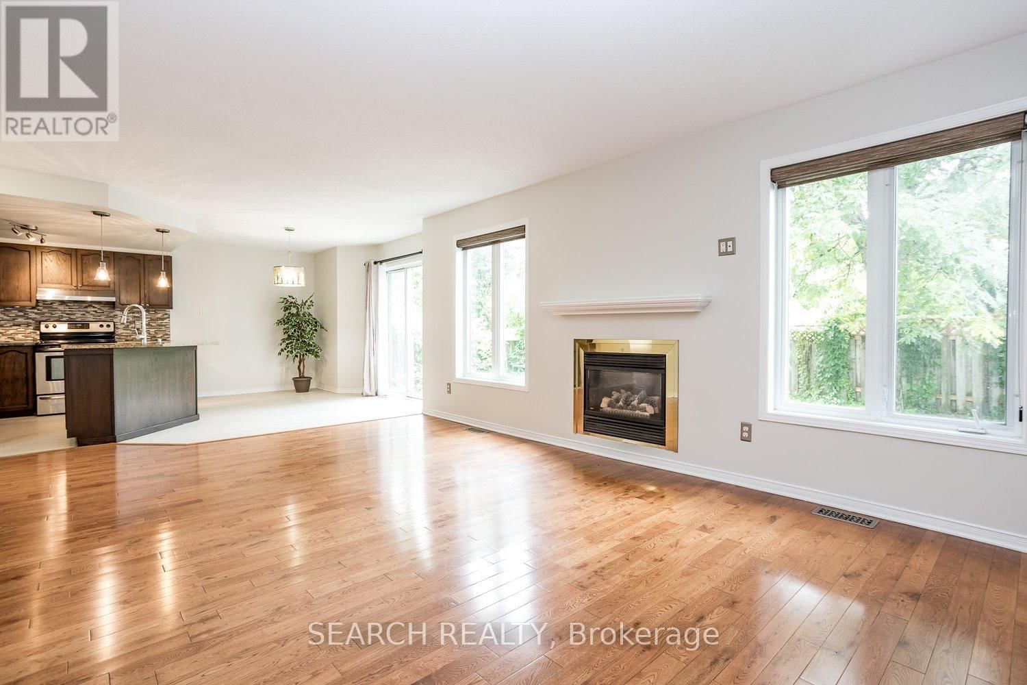 9 OAKHAM RIDGE Image 8