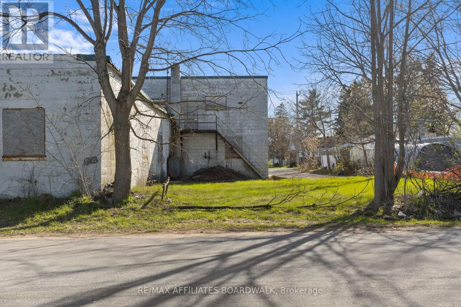 7526 ROGER STEVENS DRIVE SOUTH Image 7