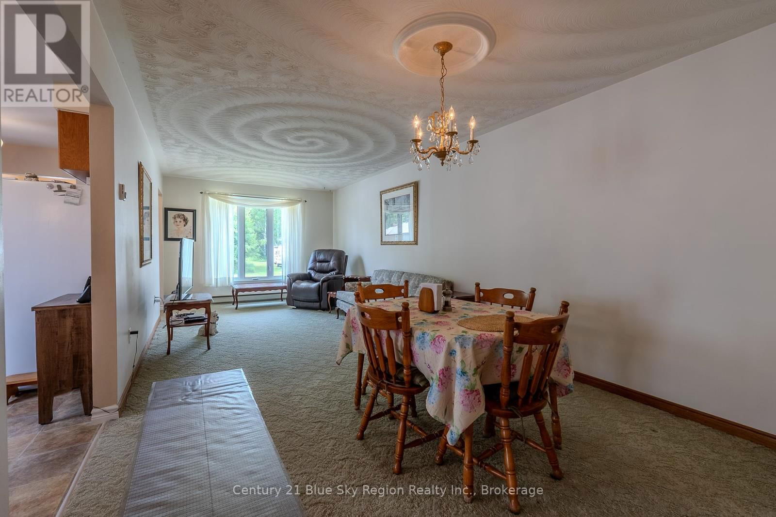 61 MASSEY DRIVE Image 10