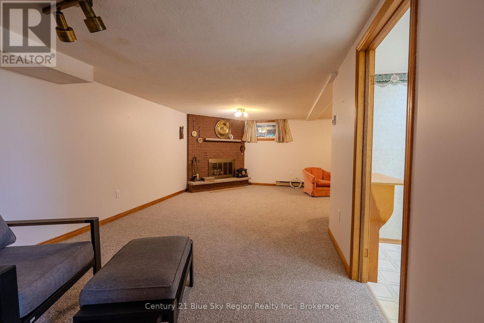 61 MASSEY DRIVE Image 23