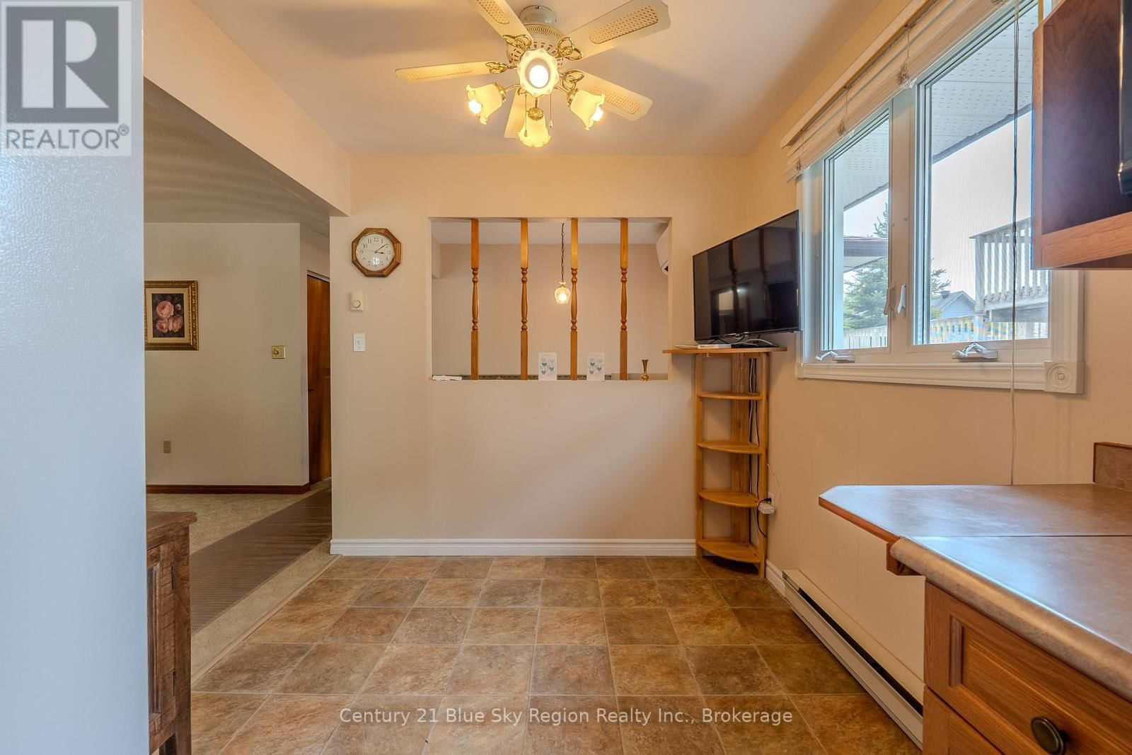 61 MASSEY DRIVE Image 4