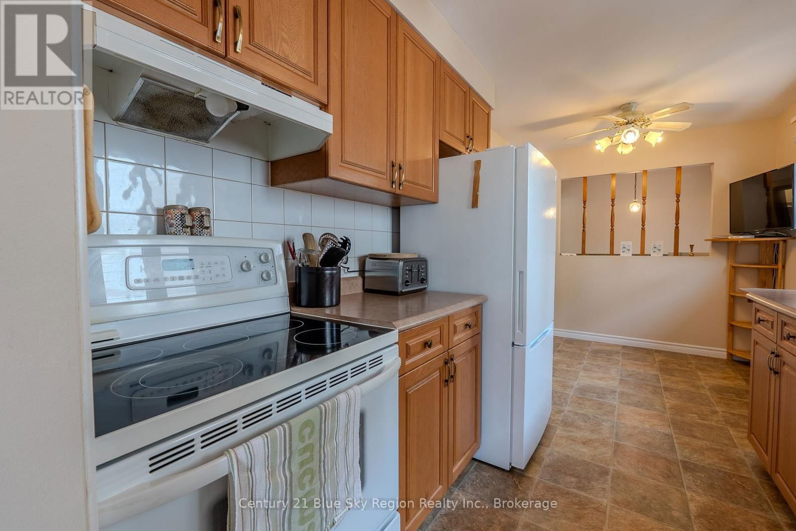 61 MASSEY DRIVE Image 7