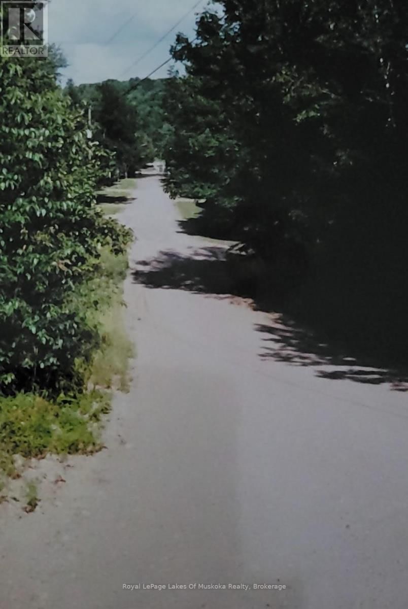 00 SPRUCE STREET Image 7