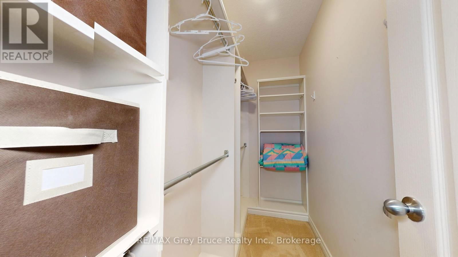 16 PATERSON STREET Image 18