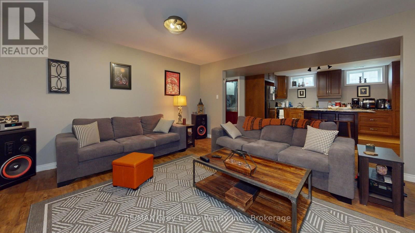 16 PATERSON STREET Image 30