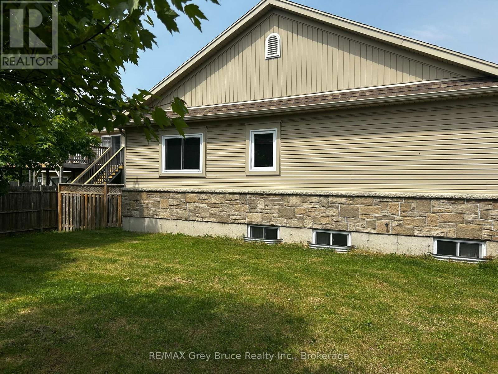 16 PATERSON STREET Image 43