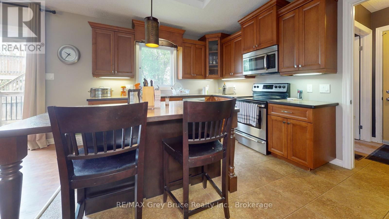 16 PATERSON STREET Image 9