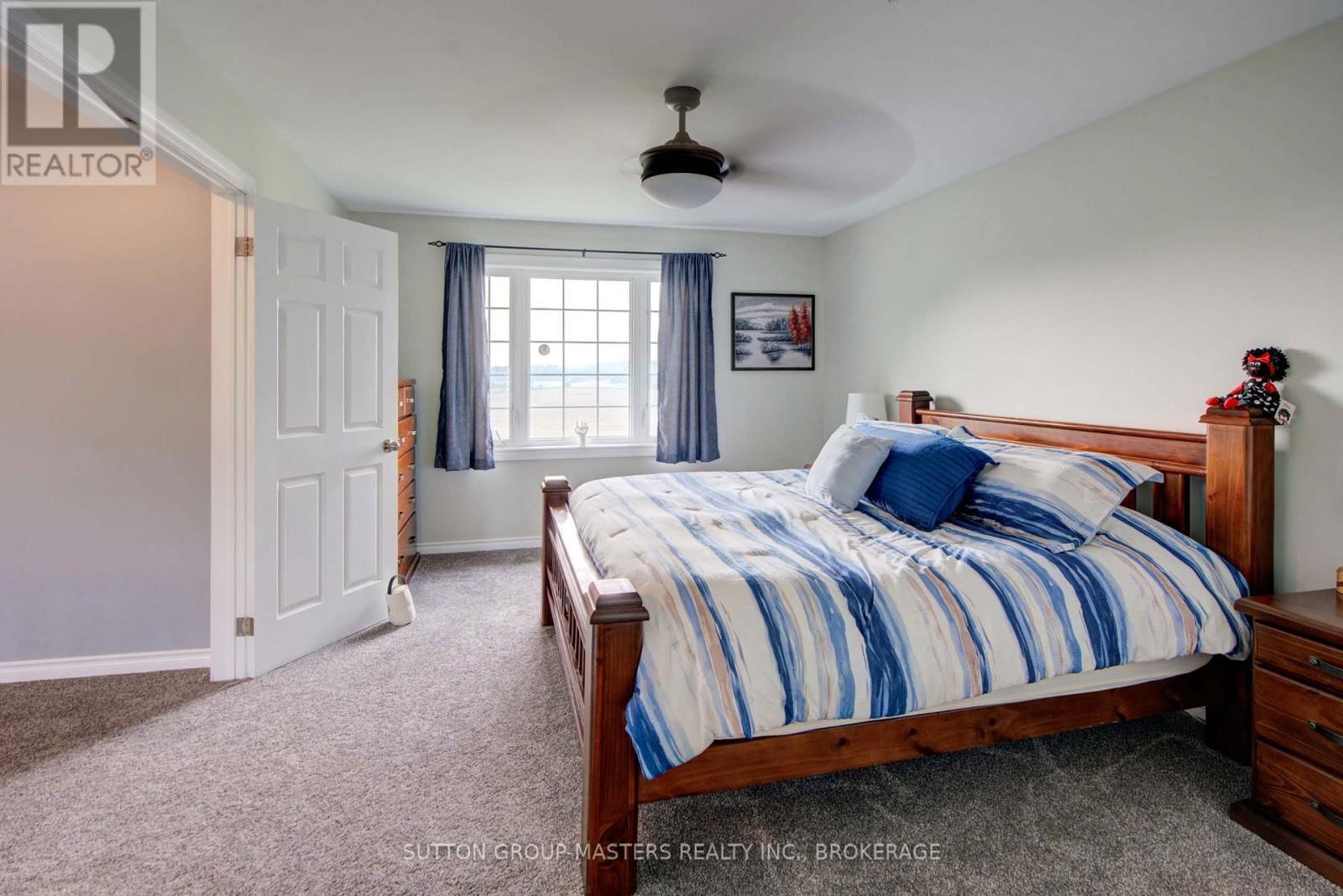 302 GREENS ROAD Image 11