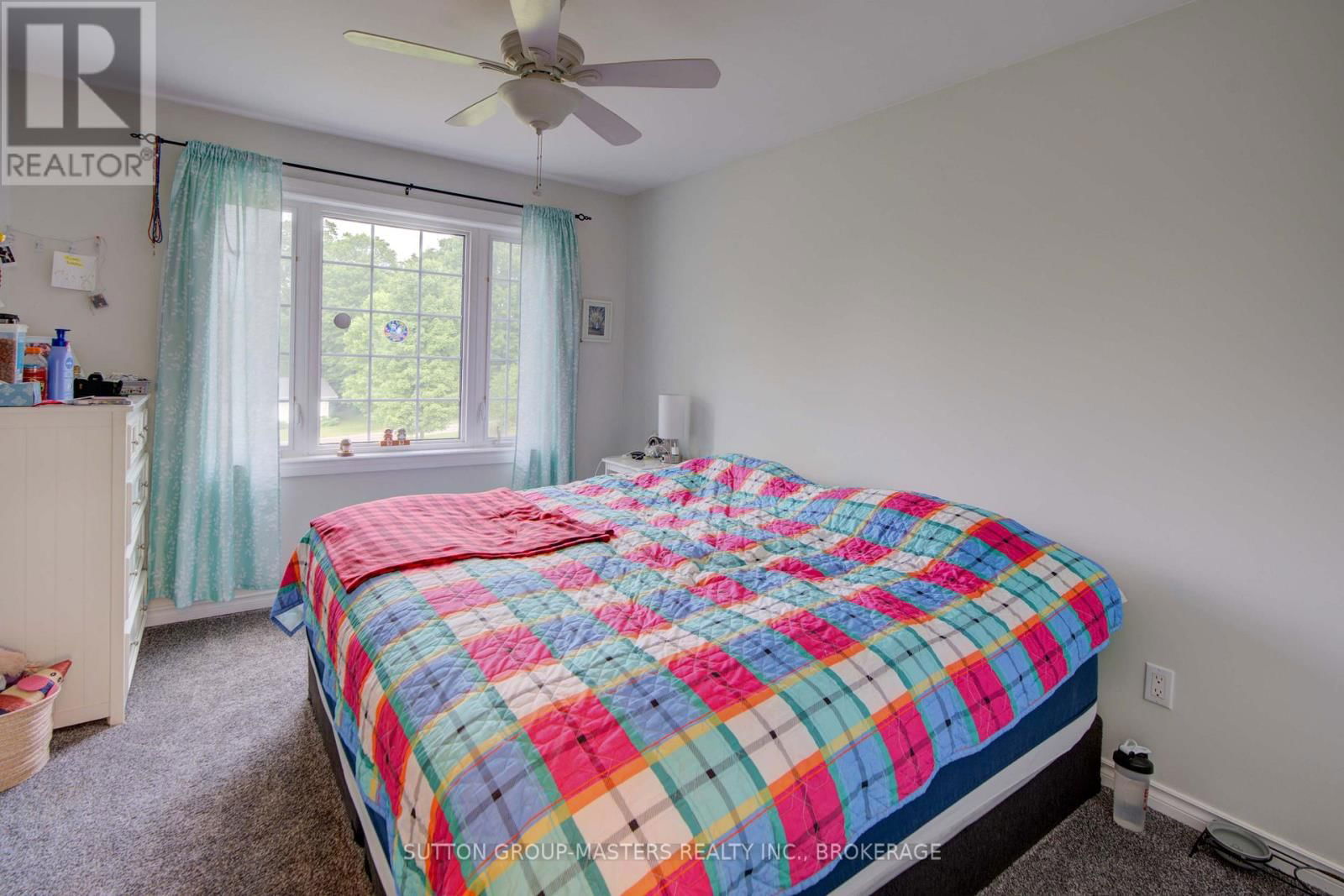 302 GREENS ROAD Image 19