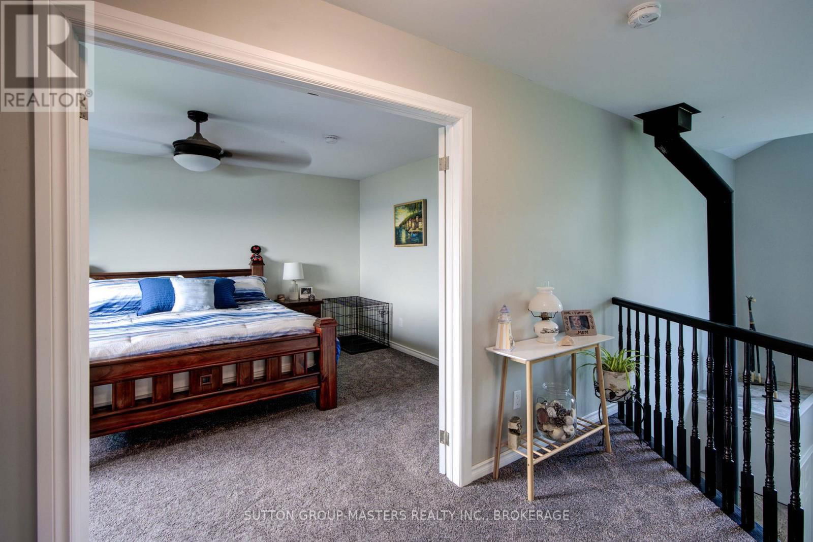 302 GREENS ROAD Image 22