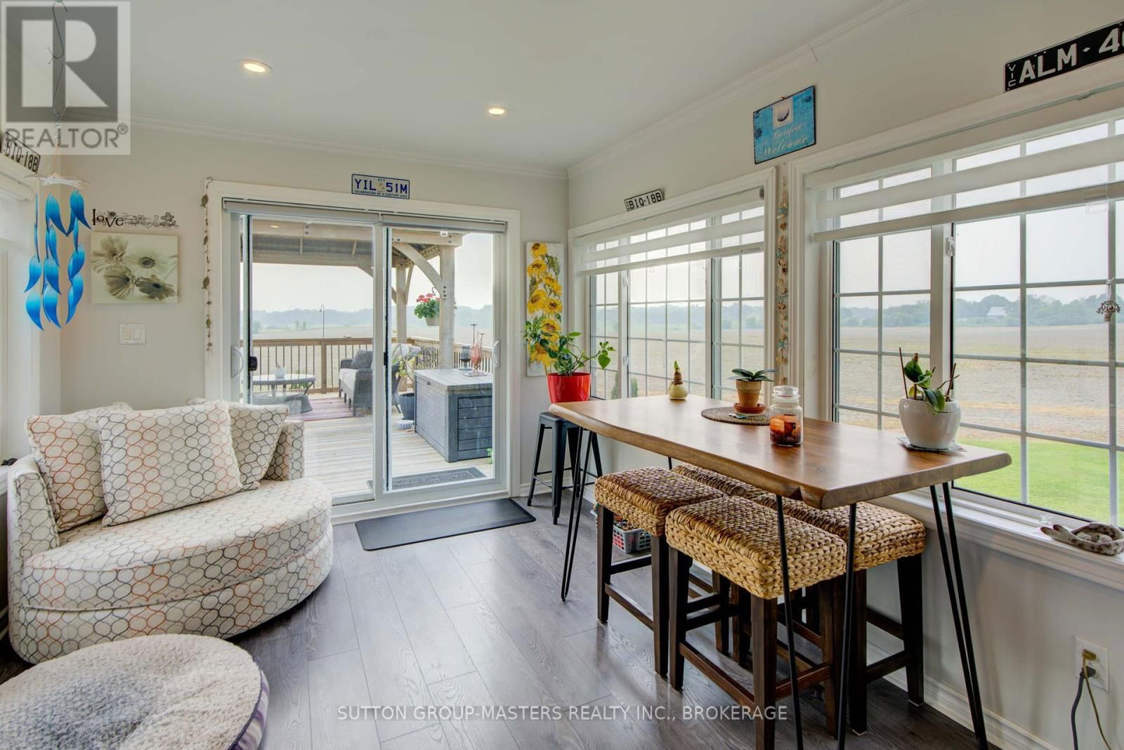 302 GREENS ROAD Image 27