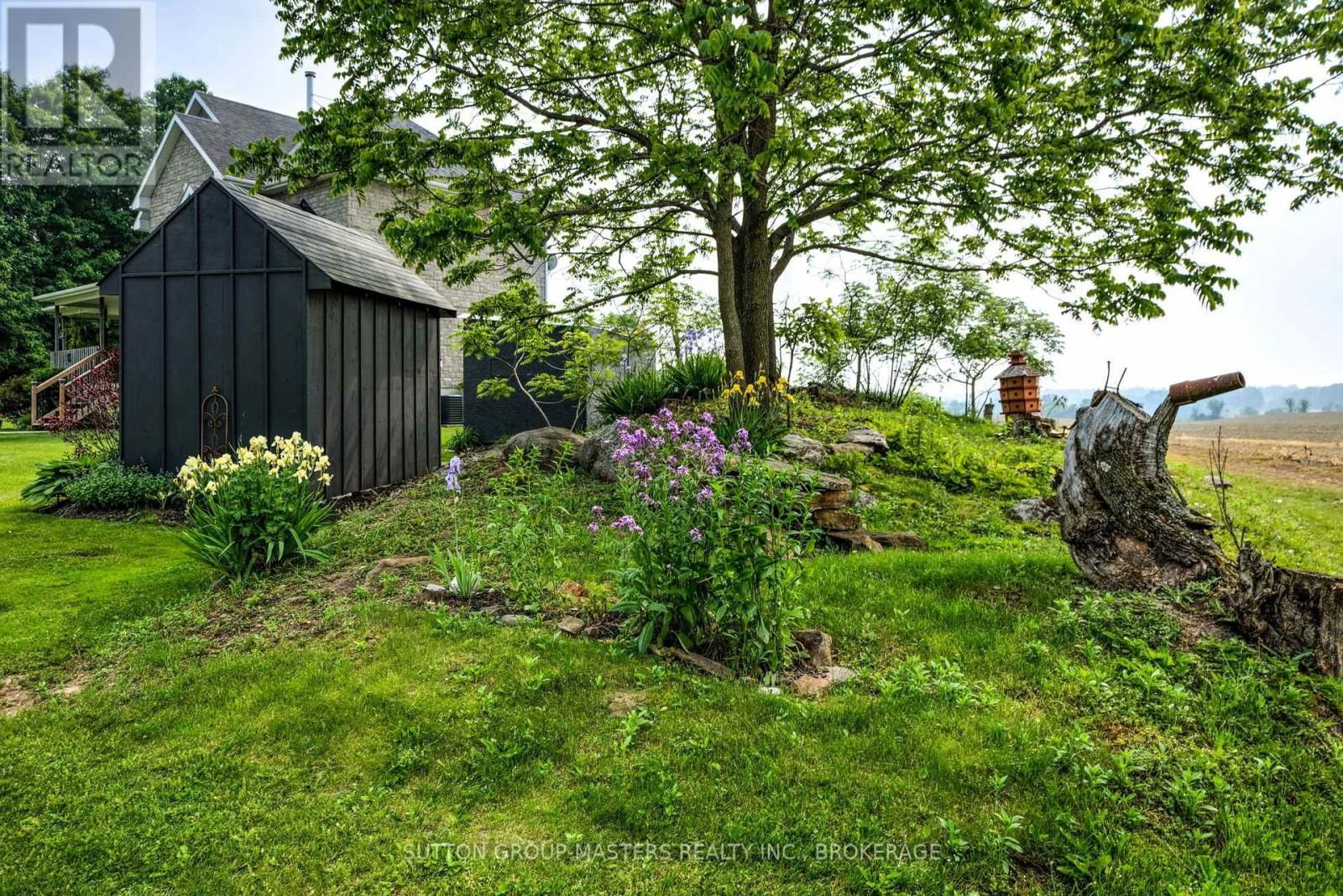 302 GREENS ROAD Image 3