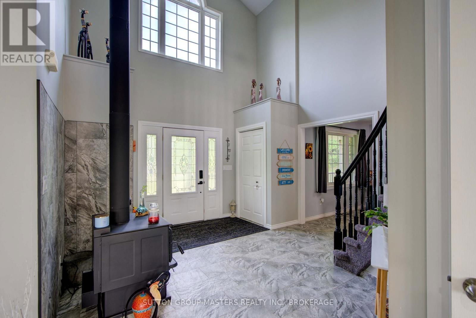 302 GREENS ROAD Image 33