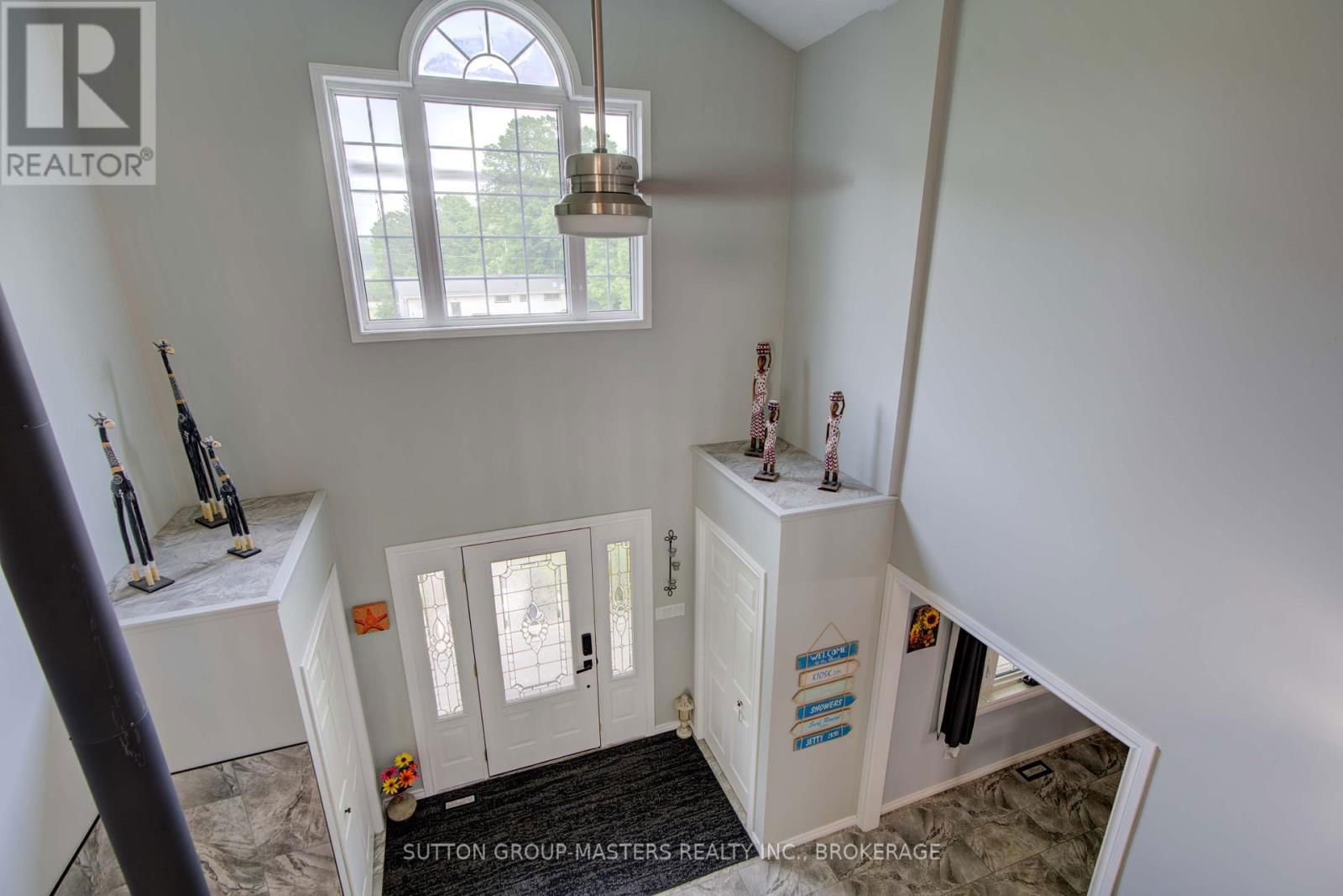 302 GREENS ROAD Image 5
