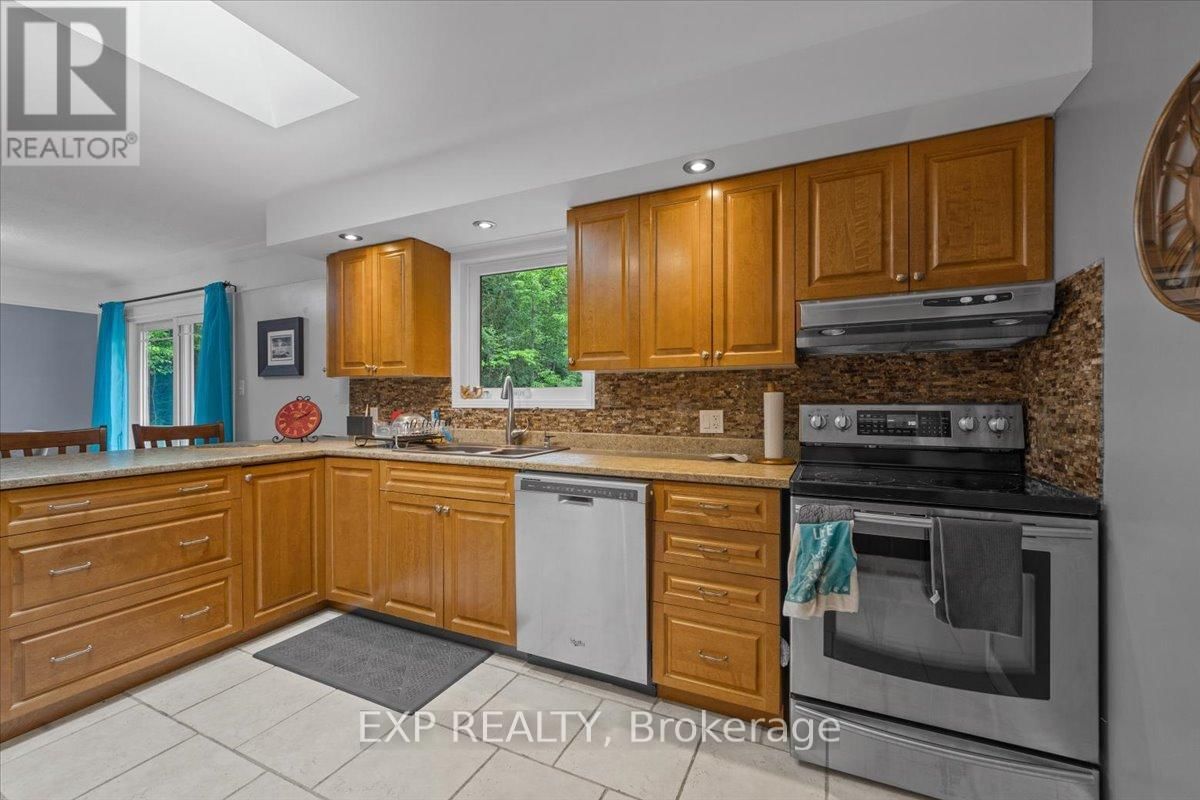 1106 DUNNING ROAD Image 12
