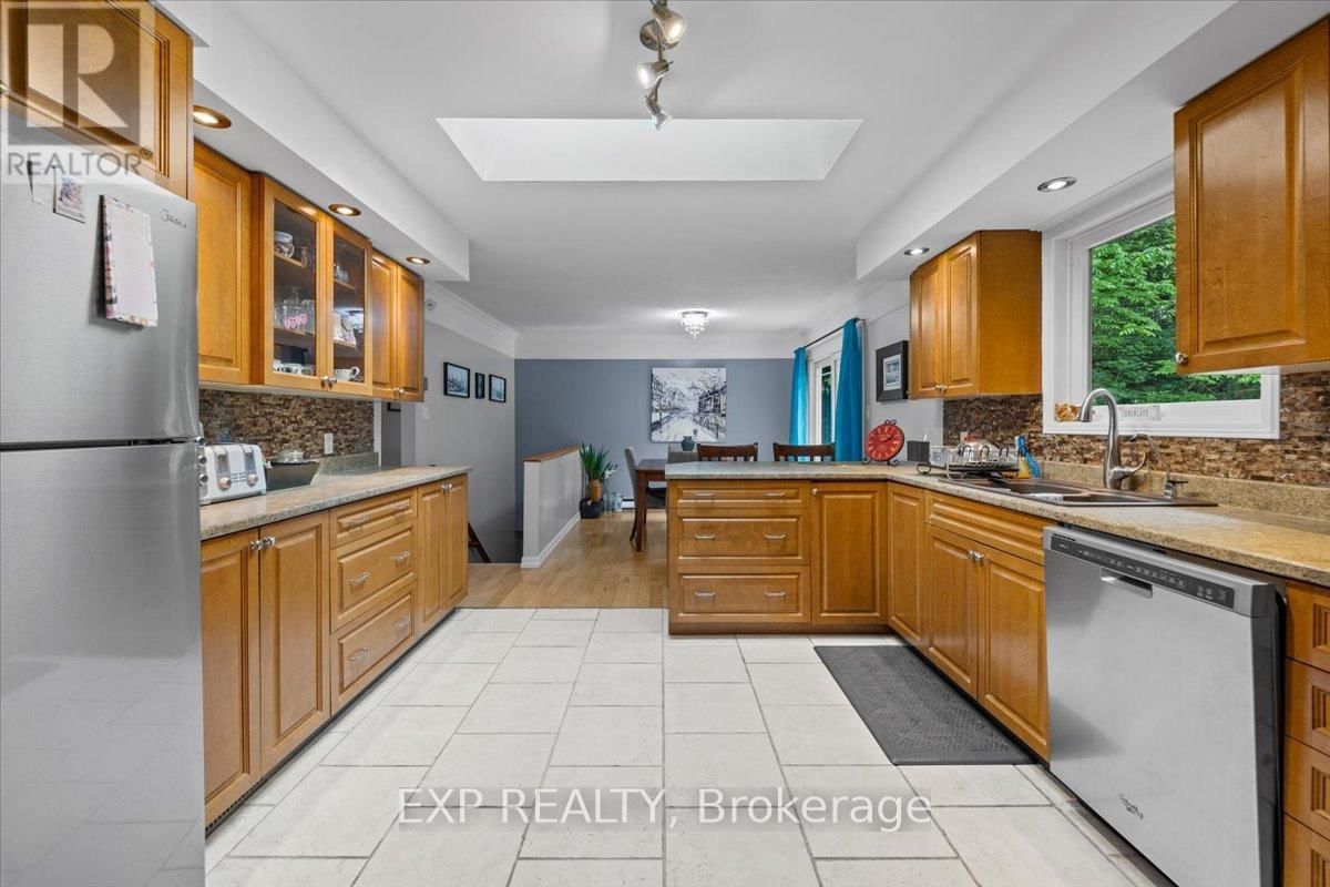 1106 DUNNING ROAD Image 14