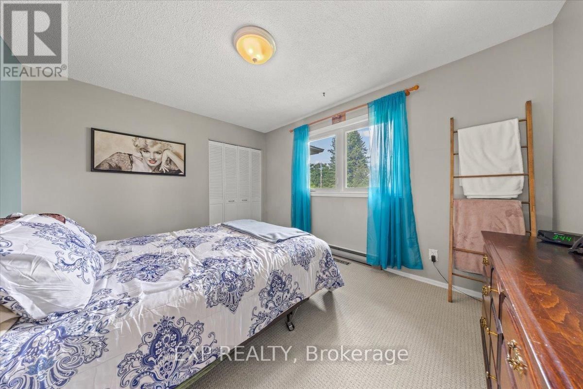 1106 DUNNING ROAD Image 16
