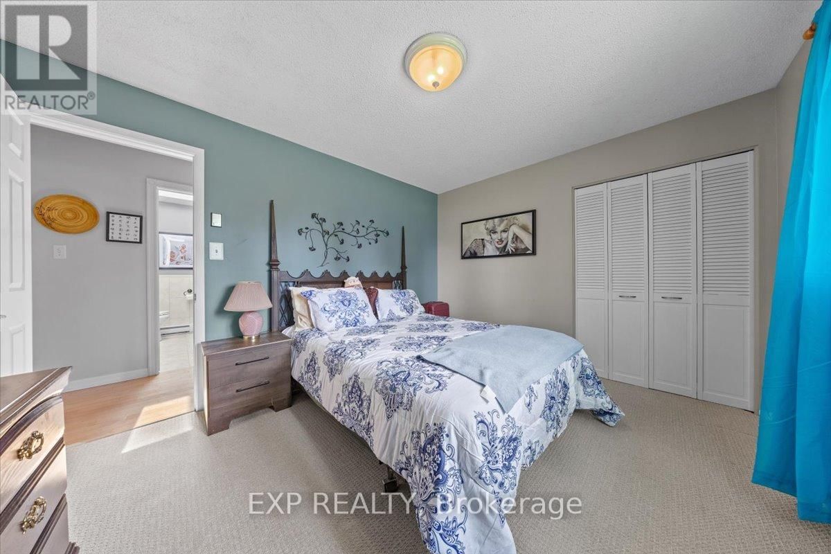 1106 DUNNING ROAD Image 17