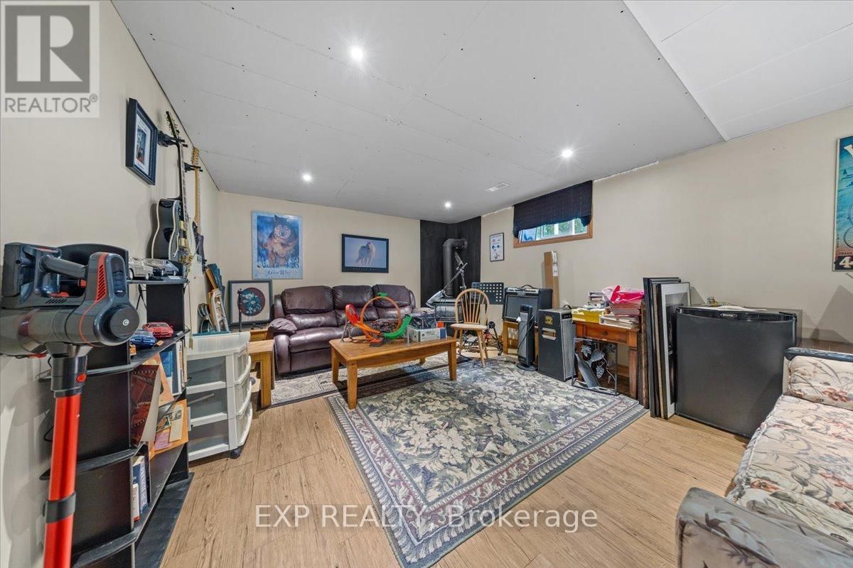 1106 DUNNING ROAD Image 25