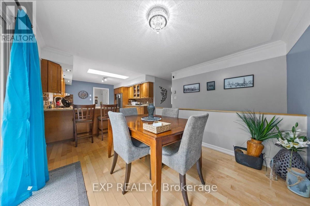 1106 DUNNING ROAD Image 9