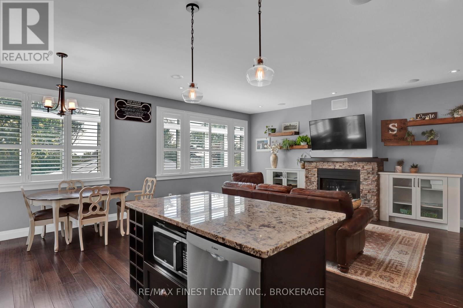 161 MCDONOUGH CRESCENT Image 16
