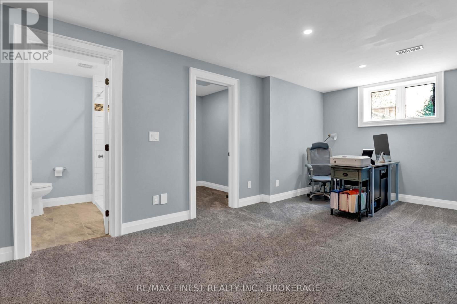 161 MCDONOUGH CRESCENT Image 35