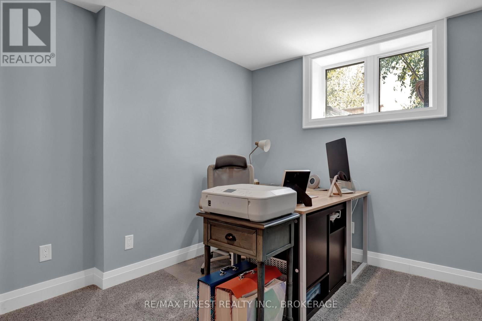 161 MCDONOUGH CRESCENT Image 36